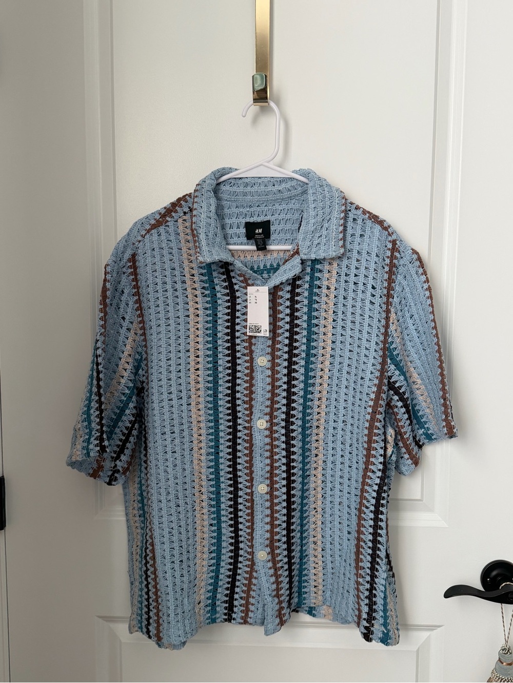 H&M • XL Men’s Light Blue Striped Crochet Short Sleeve Shirt • NWT